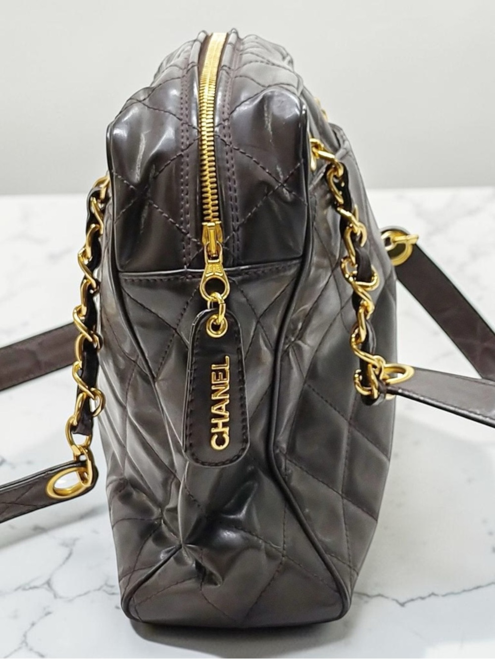 CHANEL Vintage Brown Quilted Lambskin Camera Bag Series 4 - Picture 5 of 16